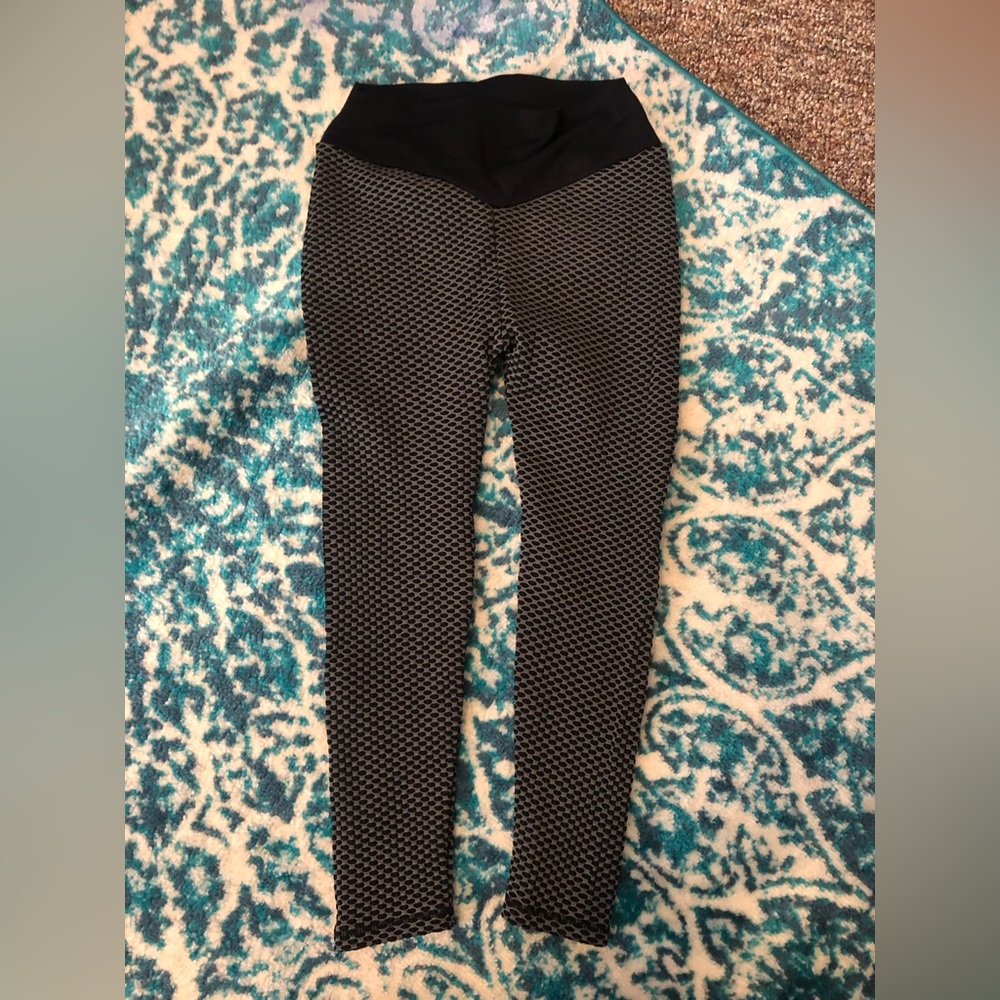 Women’s Athletic Leggings